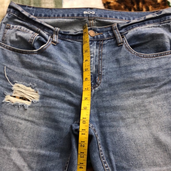 BDG jeans. Absolutely gorgeous and comfortable. Size 30 W. measurements on pics - Picture 7 of 17